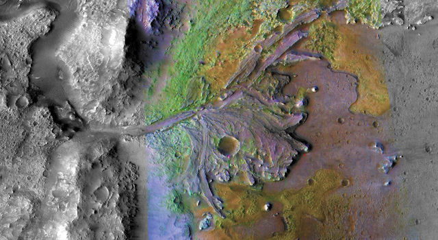 An image of the chemical alteration by water, Jezero Crater Delta on Mars