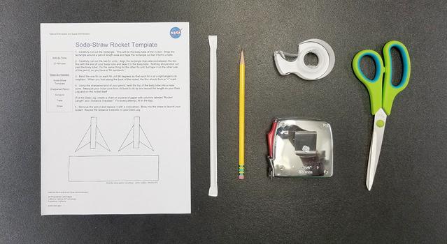 paper rocket template for kids